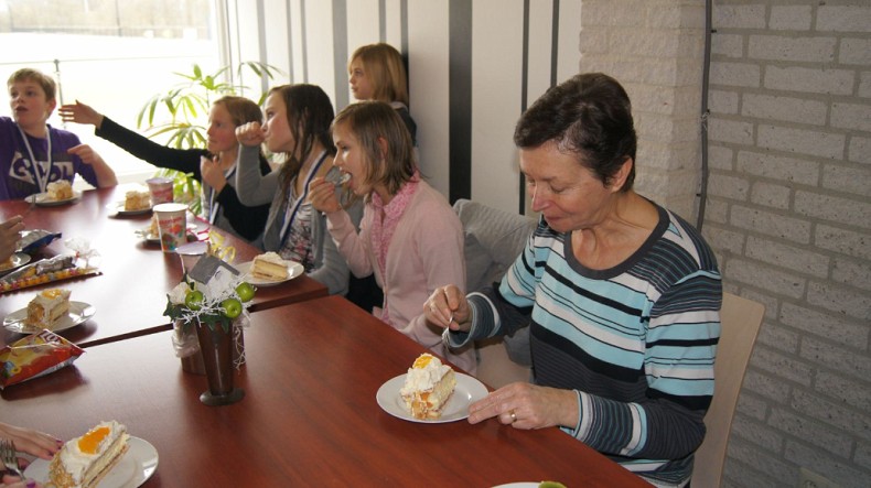 DSC00706 02-19-2011-site.jpg